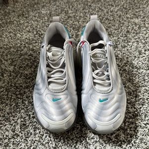 Air Max 720. Worn very few times. Still in good condition